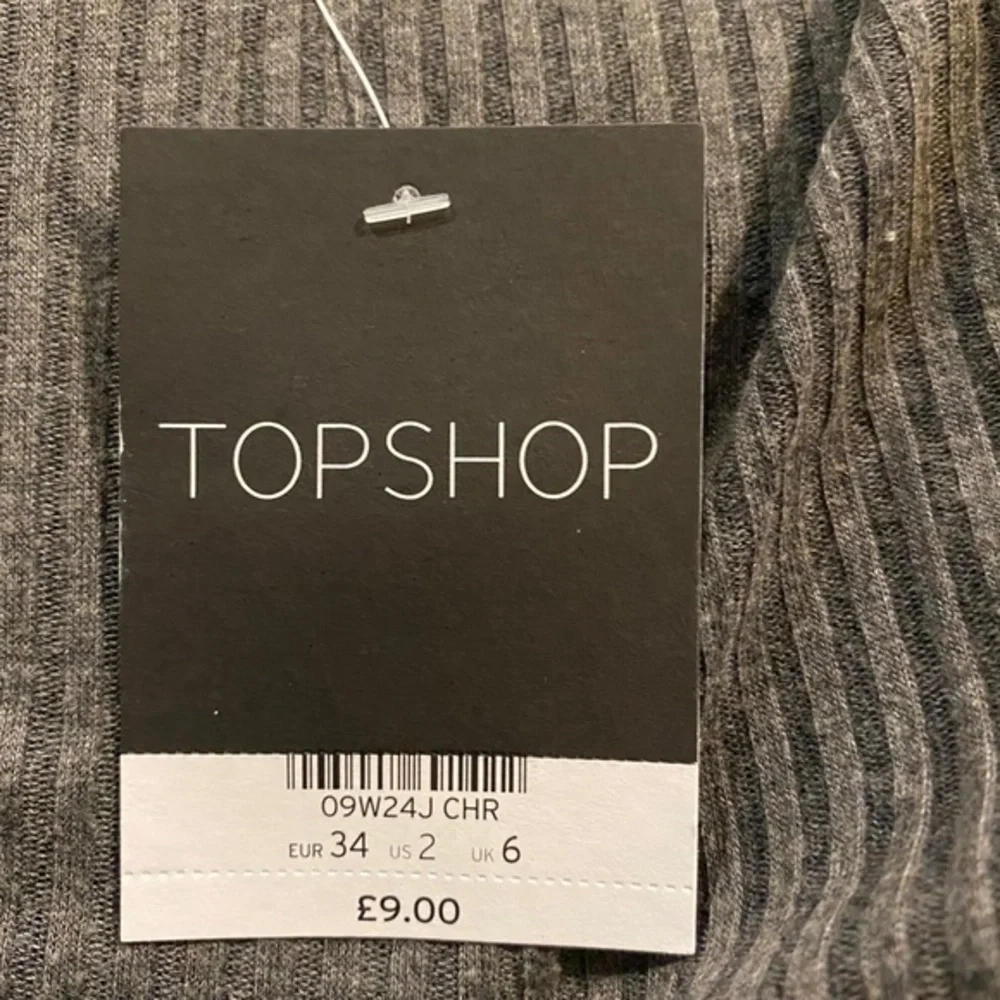 TOPSHOP RIBBED RIB CROP TOP TEE NWT SIZES 2 4 6 8 AVAILABLE BRAND NEW - Picture 9 of 12